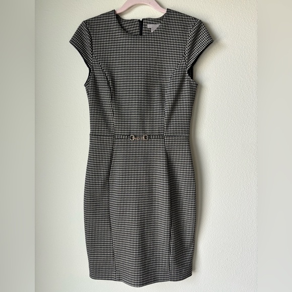 H&M houndstooth sheath dress Women’s size 4 gold buckle - Picture 1 of 4
